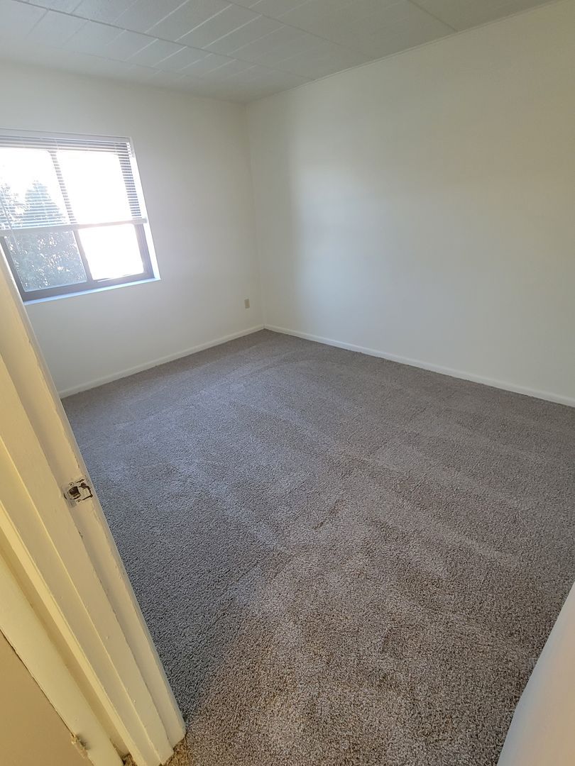 620 Broadhead Ave – photo 2