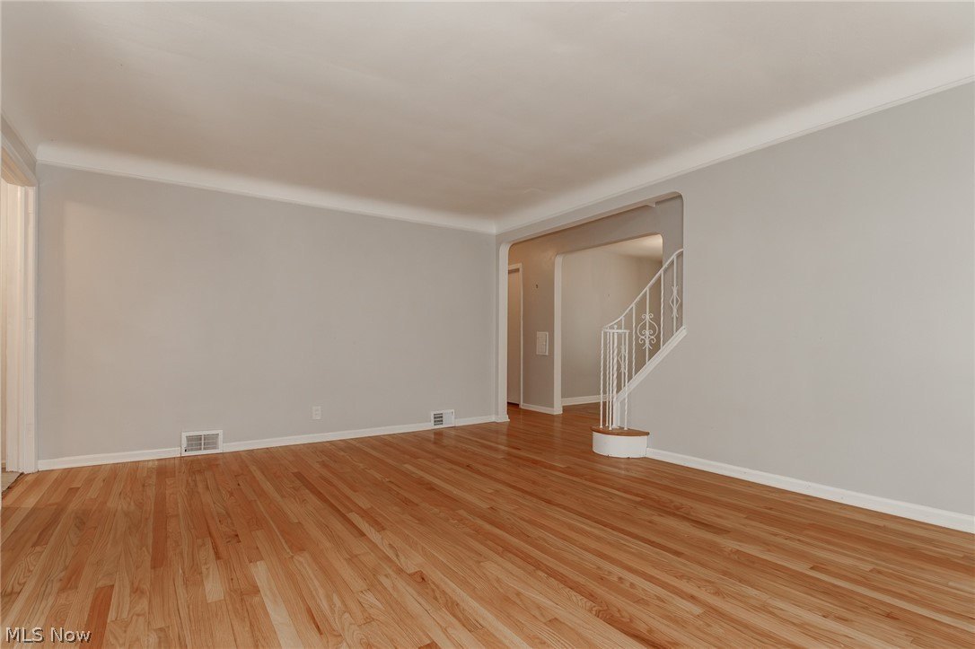 1752 Brainard Rd – photo 5