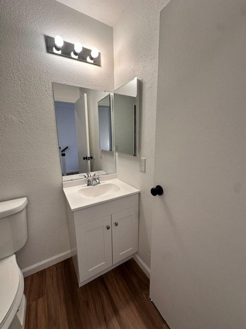 3411 Center Dr unit UNIT C – photo 5