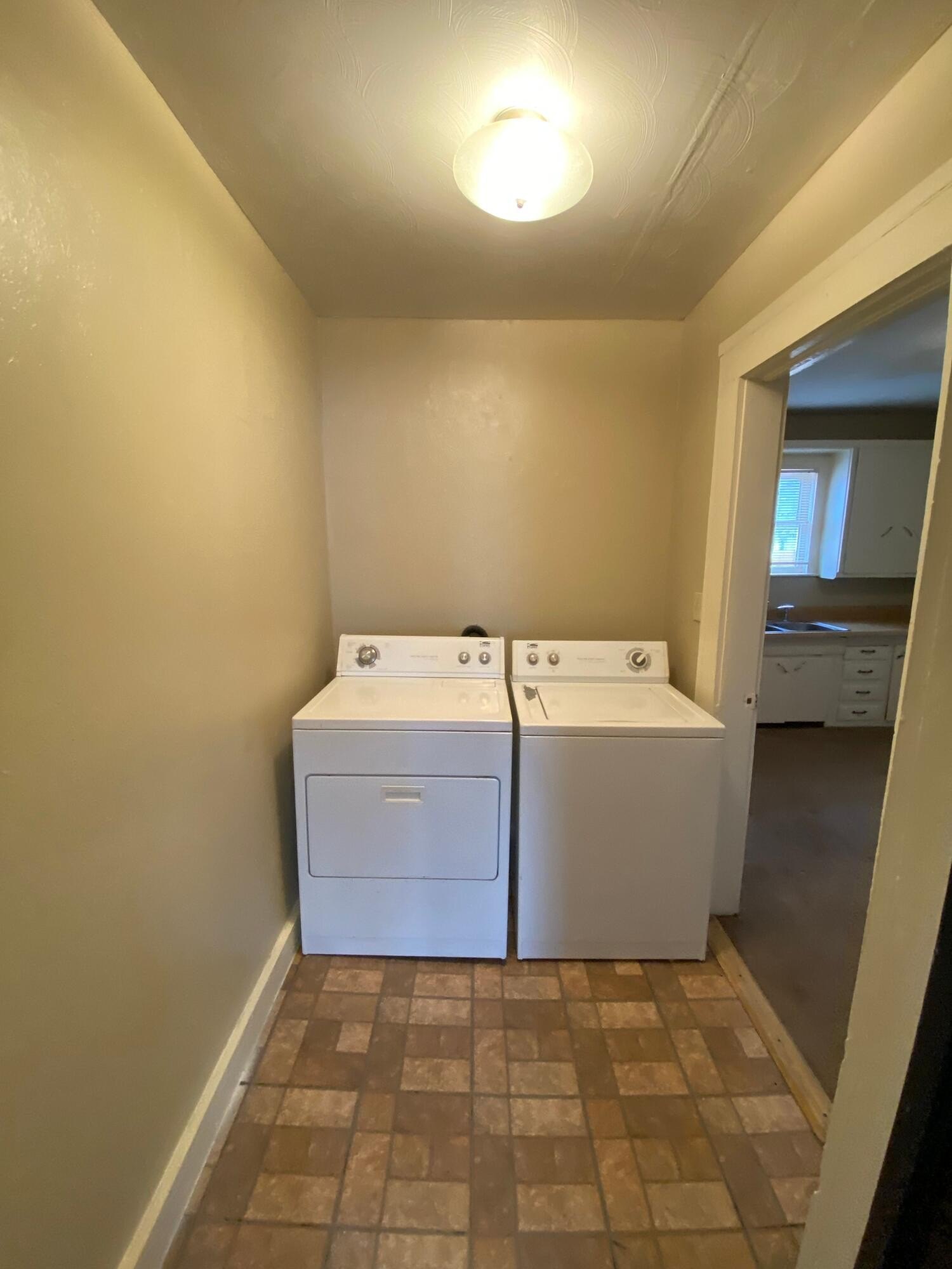 2217 24th St #A – photo 5