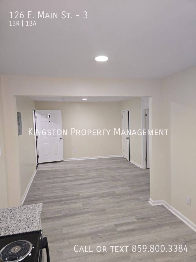 126 E Main St – photo 5
