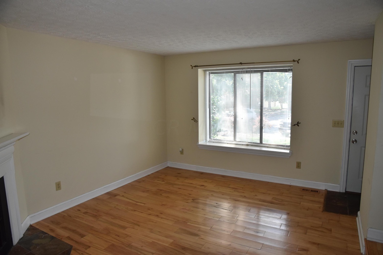 6462 Cranston Way – photo 5
