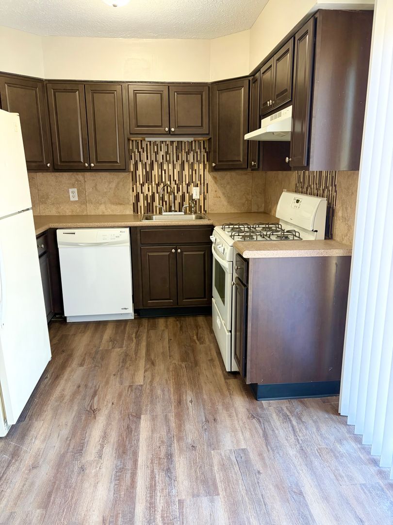 1620 Bryan St unit D – photo 4