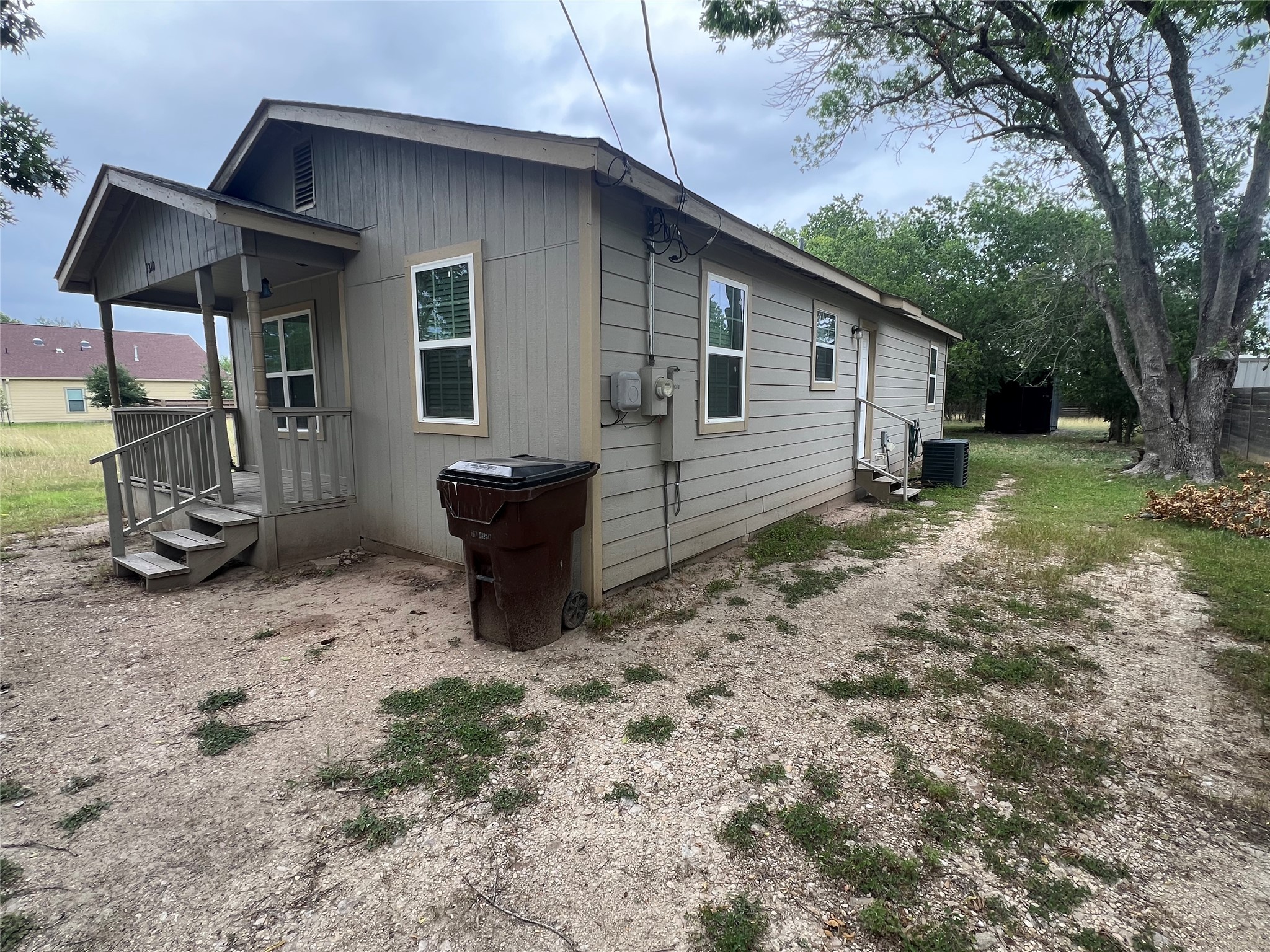 1310 Torres St – photo 4