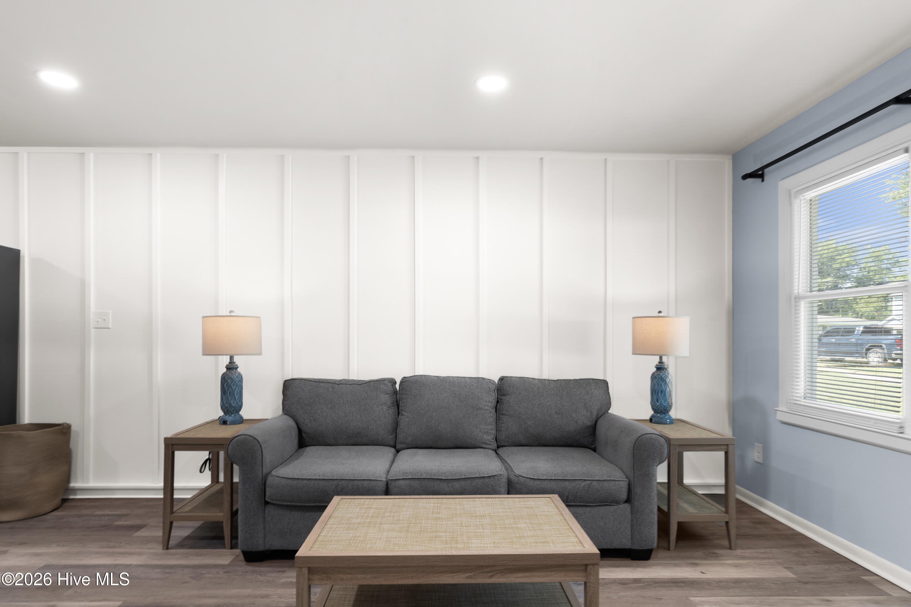 4215 Peachtree Ave – photo 4