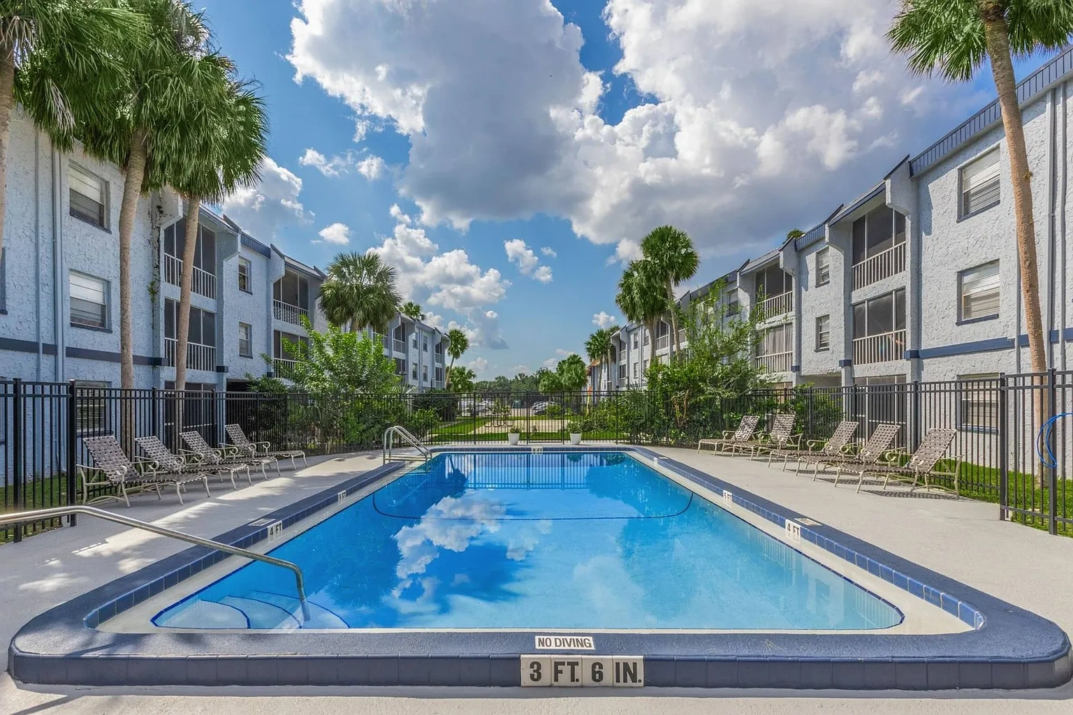 Sunbay Apartments – photo 2