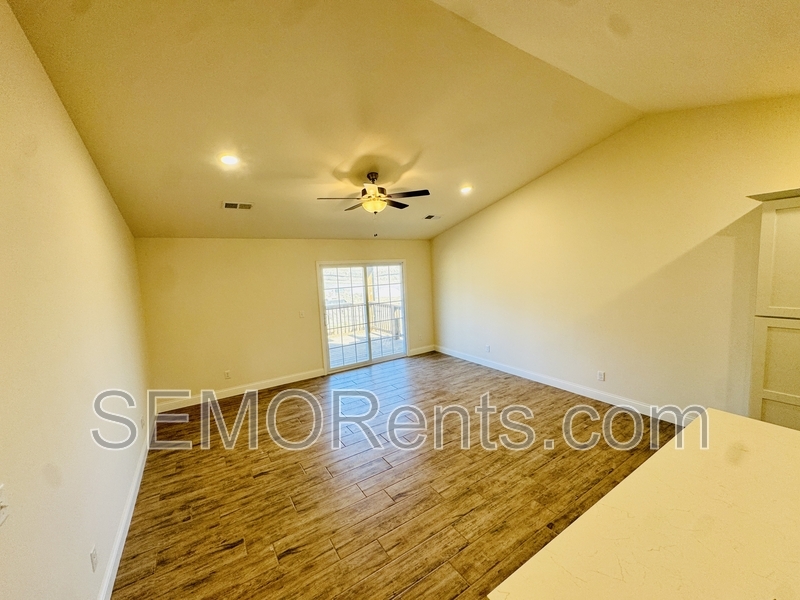 3858 McKendree Xing unit 1 – photo 5