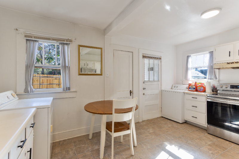 1003 Center St NW unit B – photo 2