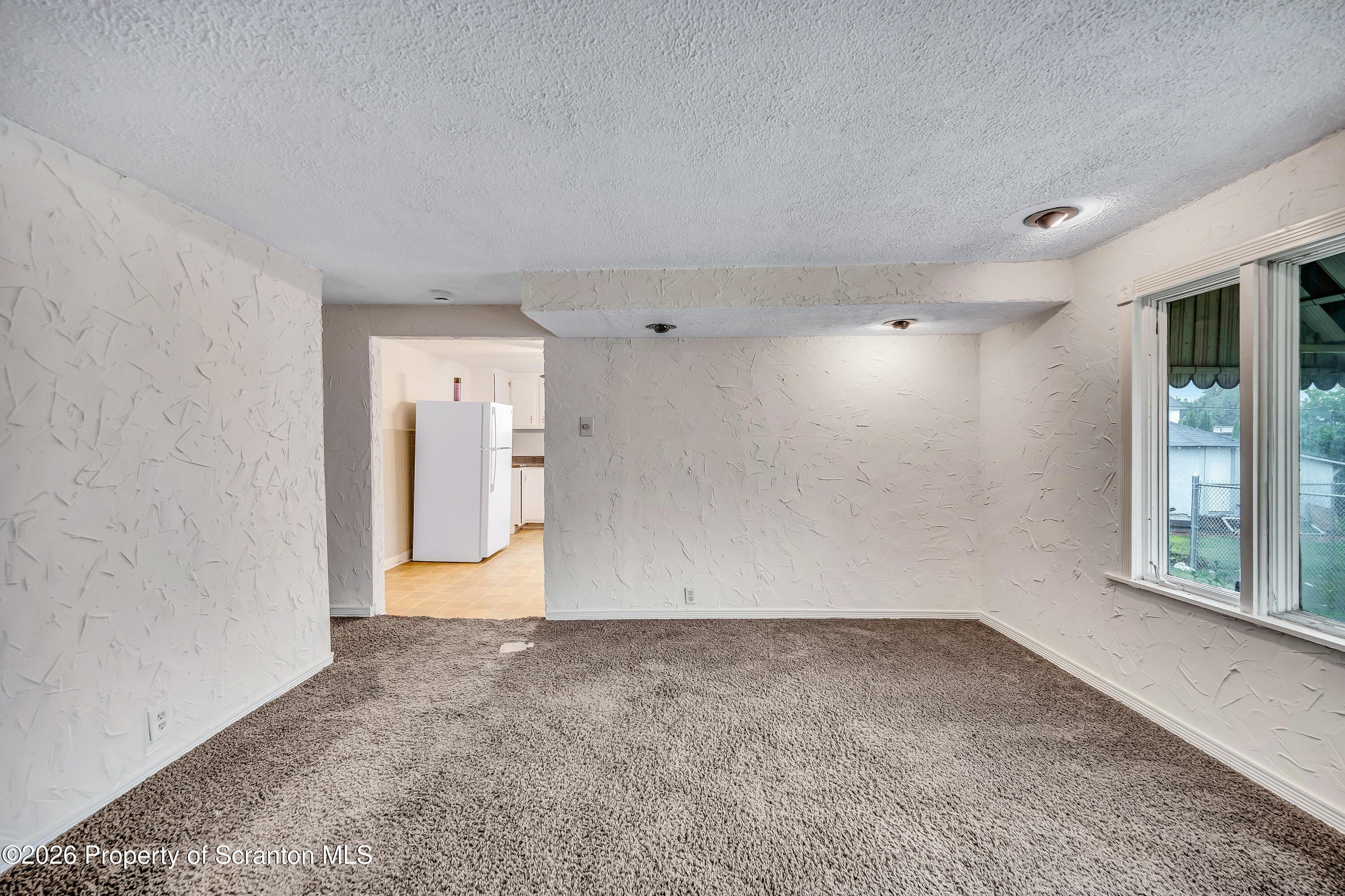 1020 Farber Ct – photo 5