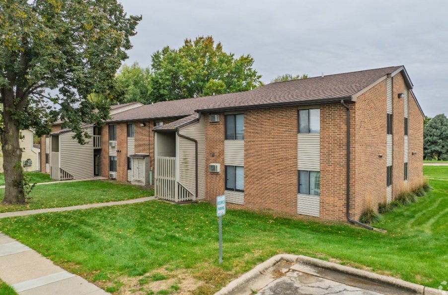 1220 Hardin Dr unit 101 – photo 2