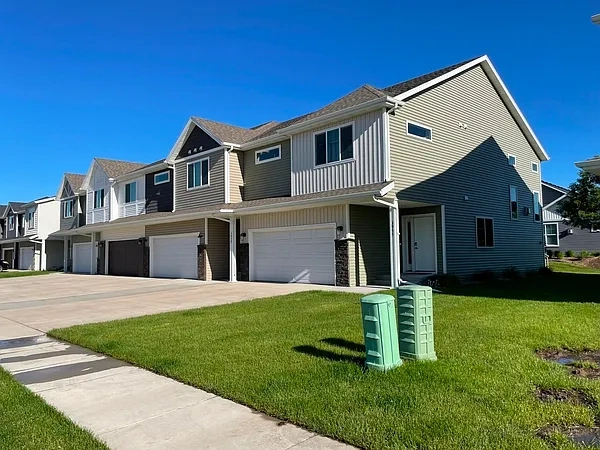 Cottagewood Townhomes – photo 1