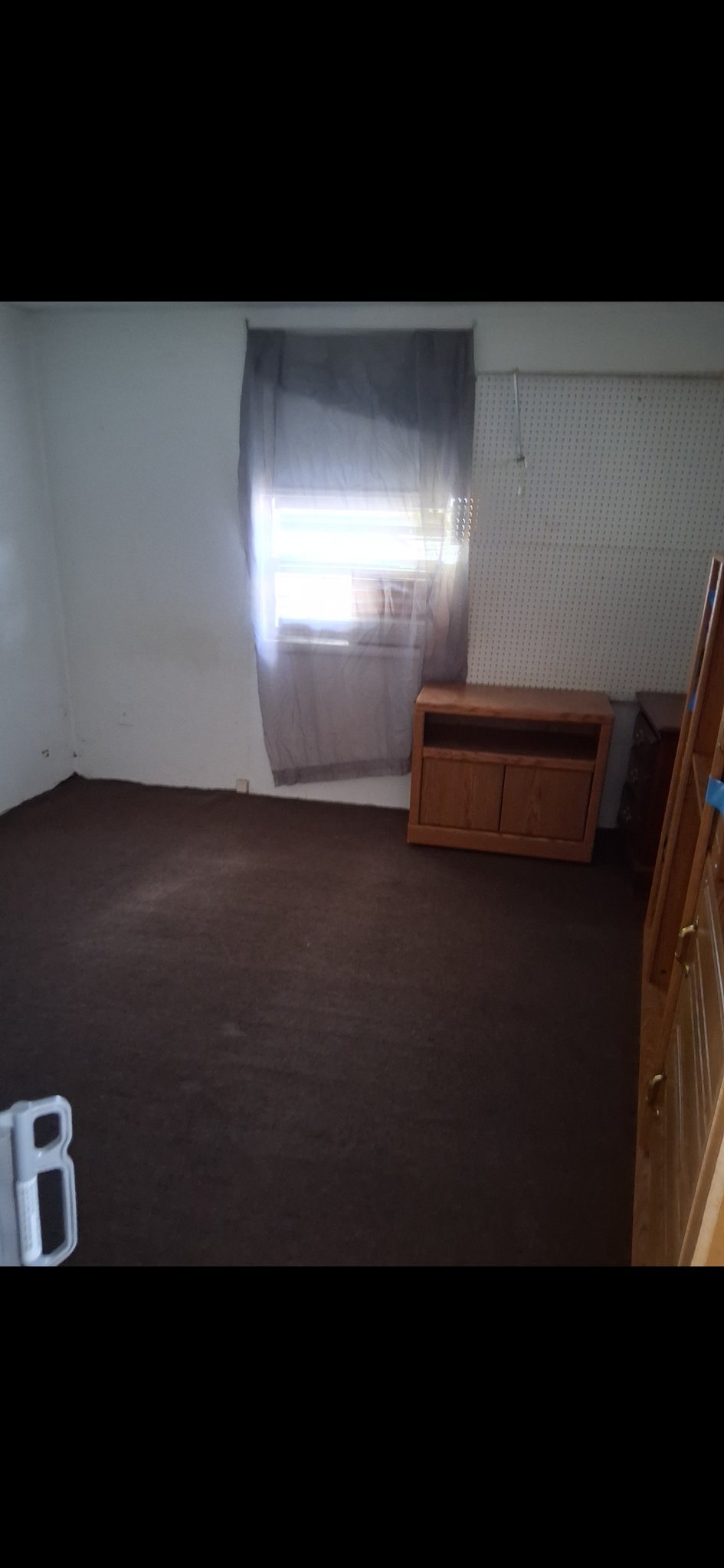 111 Laura St – photo 5