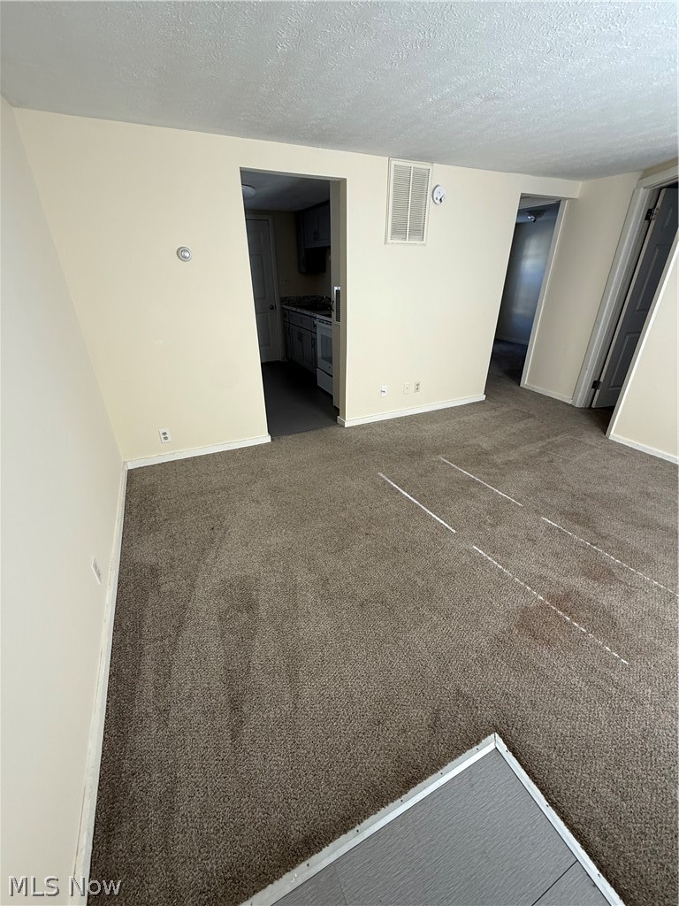 368 Stewart St unit 3 – photo 3