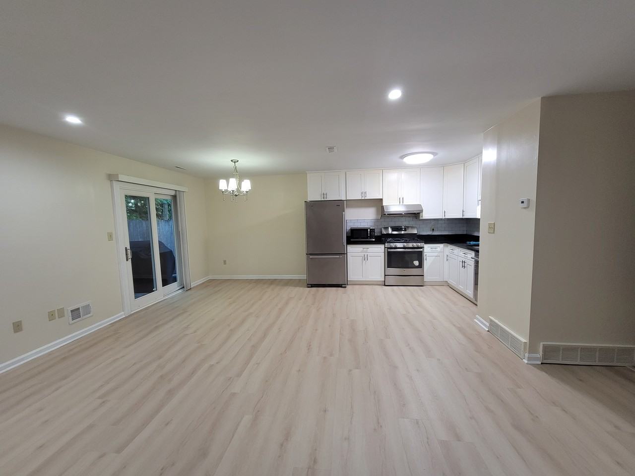 4039 Chaucer Pl – photo 3