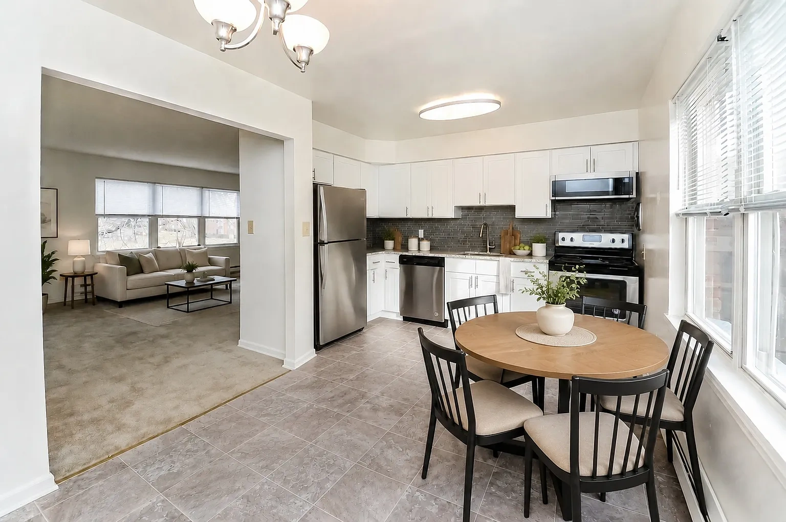 Eatoncrest Apartment Homes – photo 3