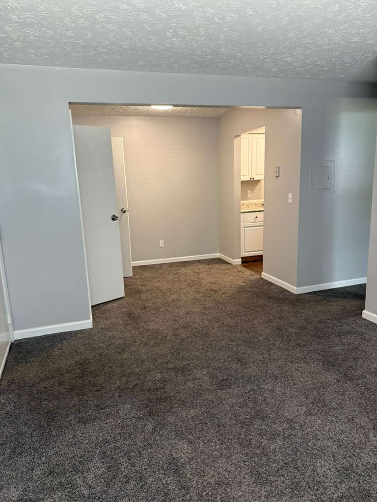 4911 Ash St unit 1 – photo 1