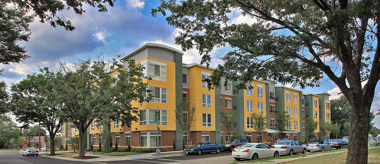 Victory Square 55+ Active Senior Apartments – photo 3
