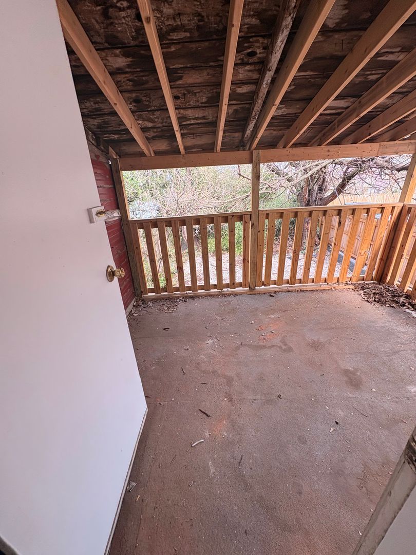 119 N Duke St unit 2 – photo 4