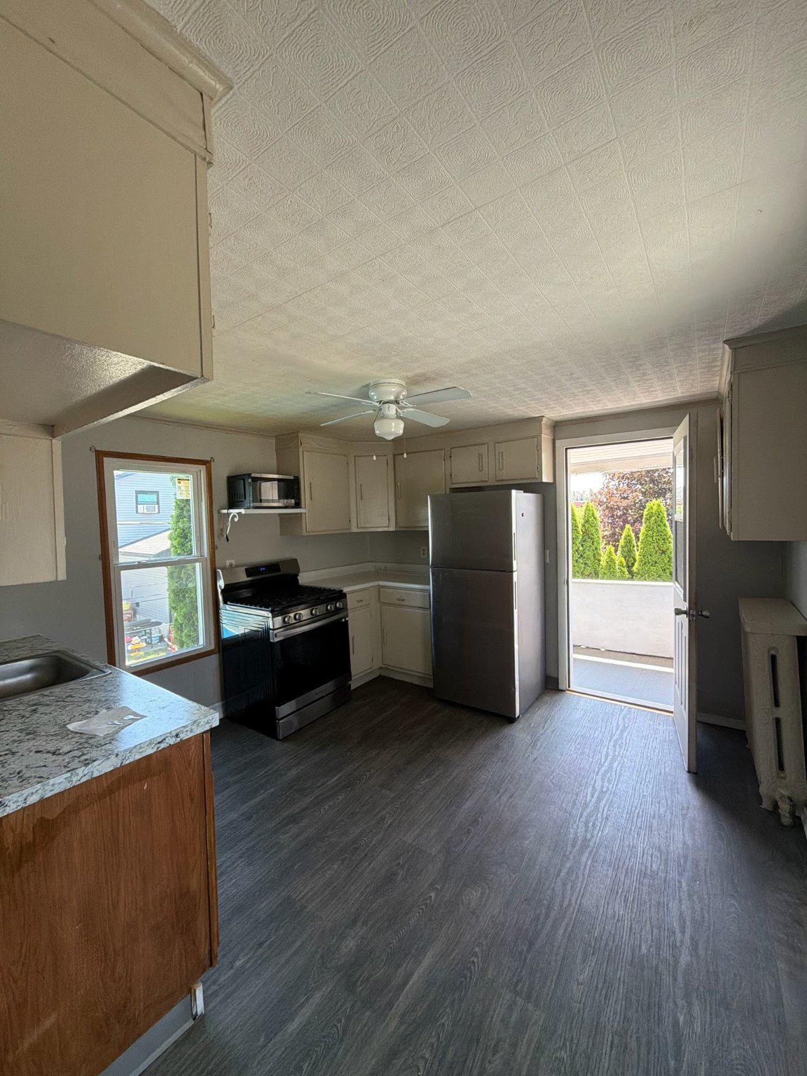 100 Rose Ln – photo 3