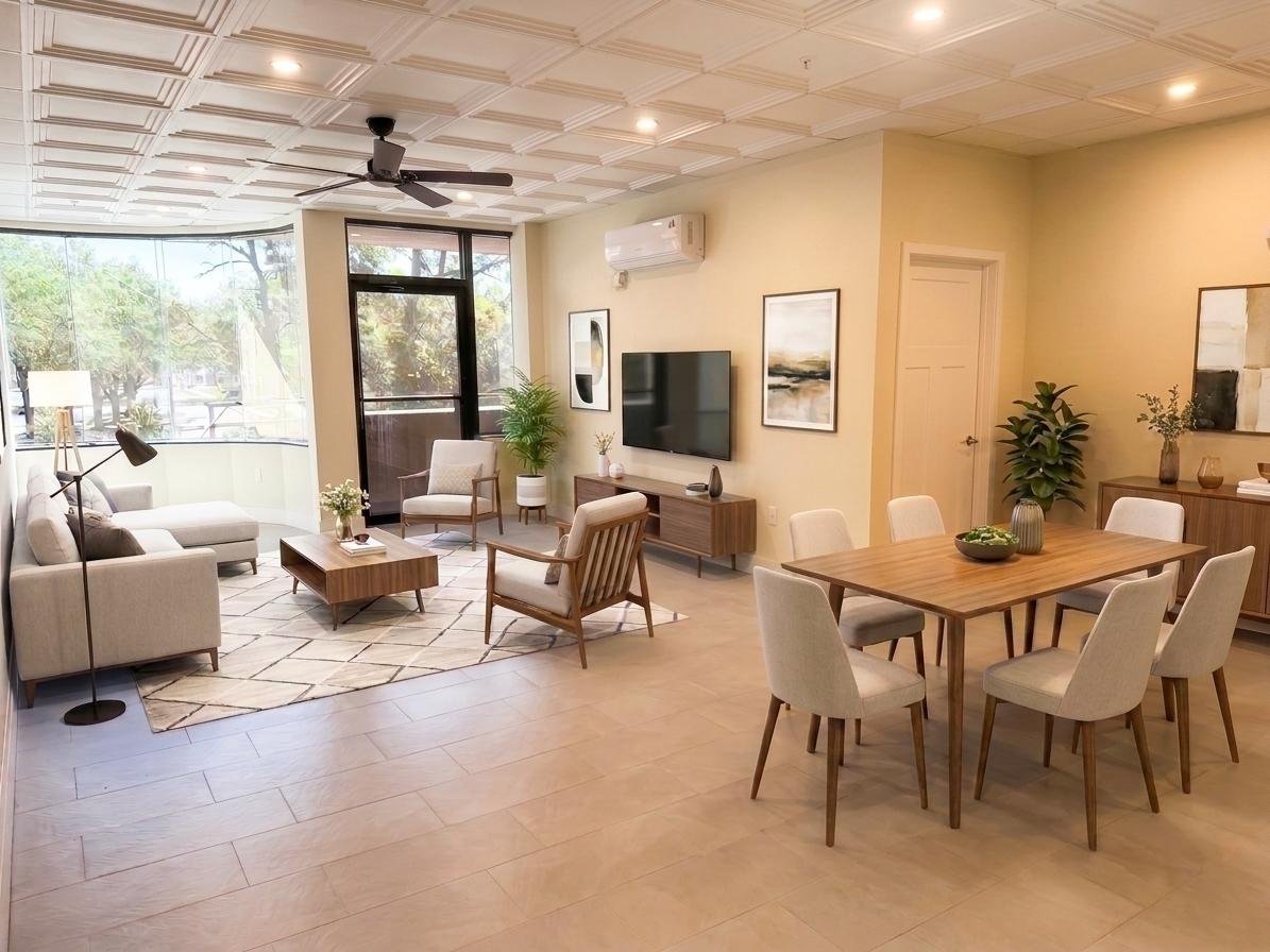 15950 Bay Vista Dr unit 203 – photo 1