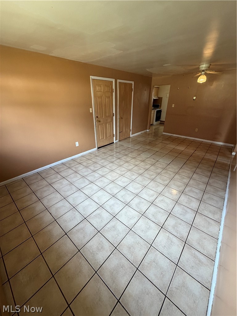 3055 Hadley Ave unit 2 – photo 3