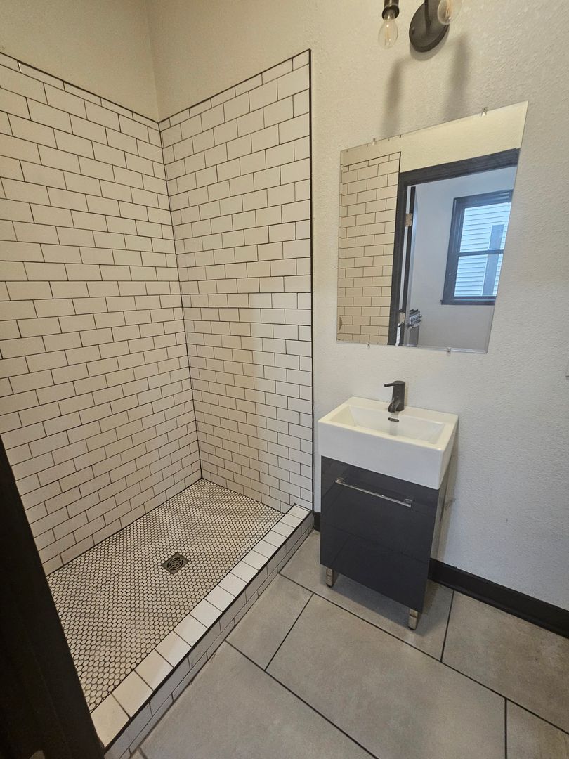 2001 10th Ave unit 212 – photo 4