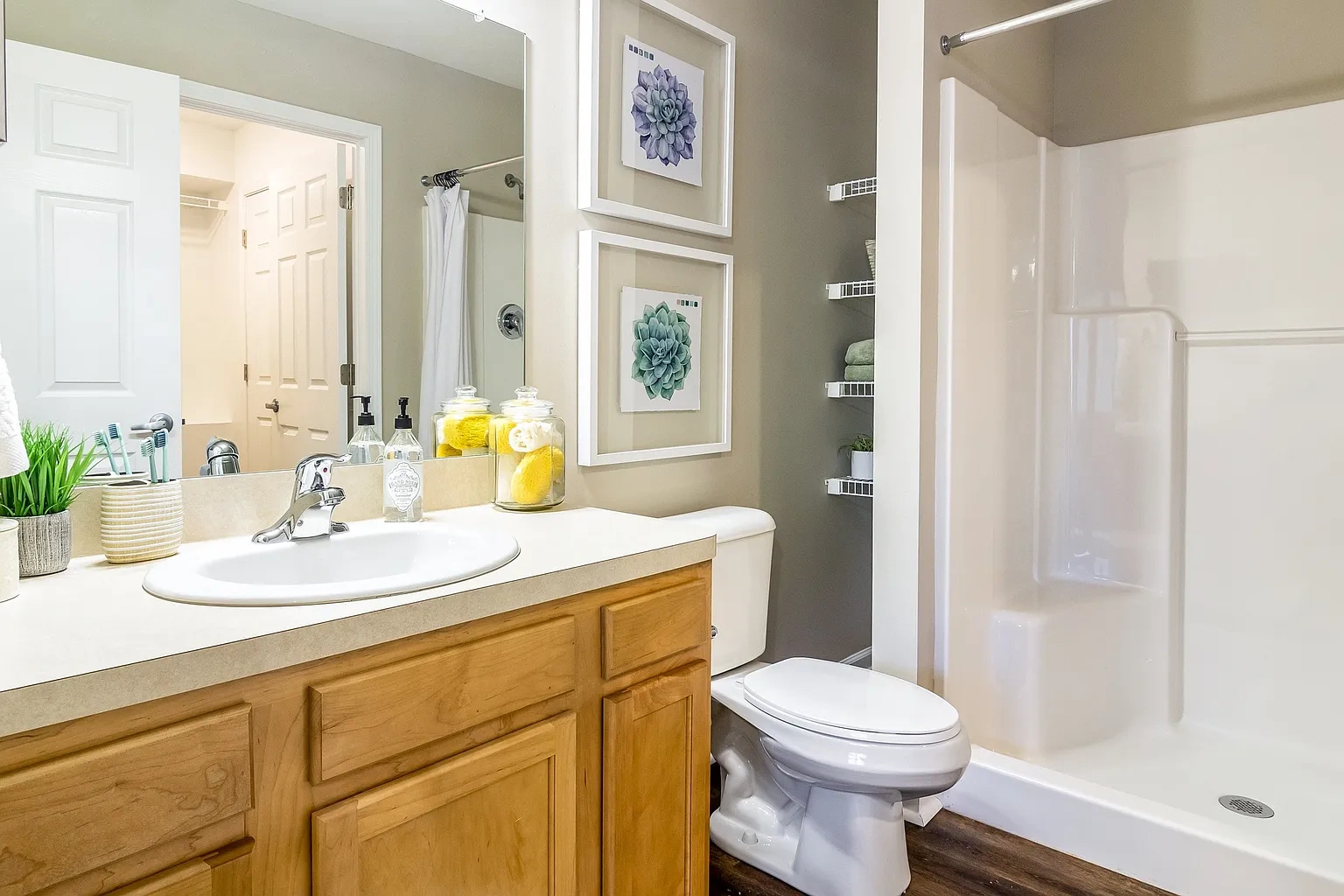 Redwood North Ridgeville Bagley Road – photo 1