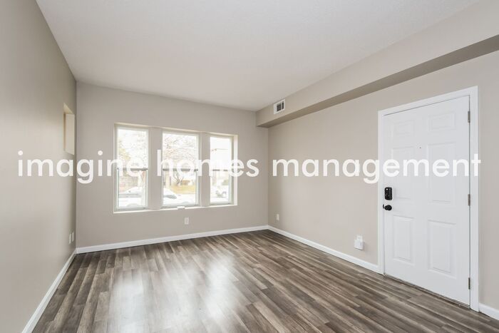 4258 McPherson Ave unit 2b – photo 4