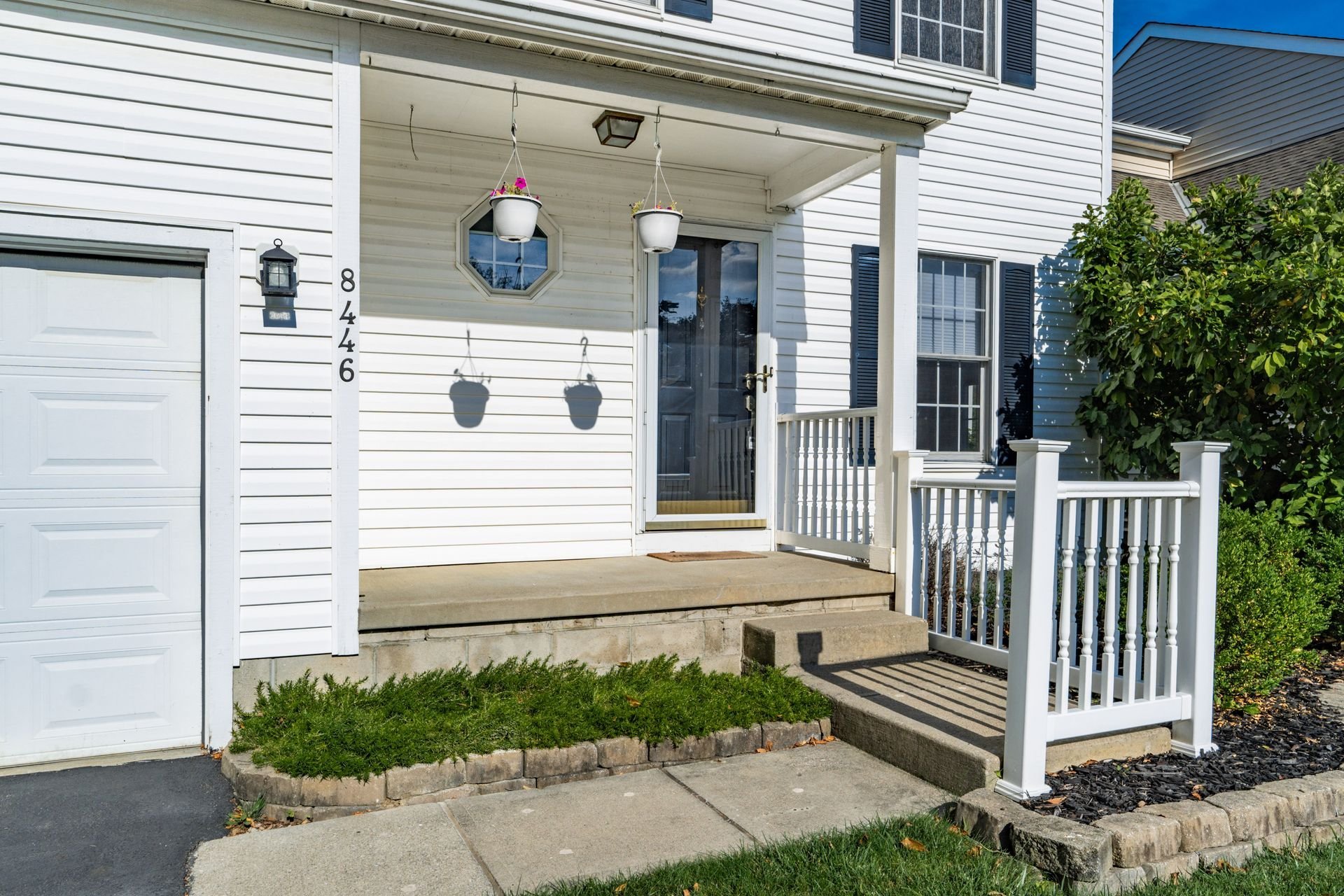 8446 Olenbrook Dr – photo 5