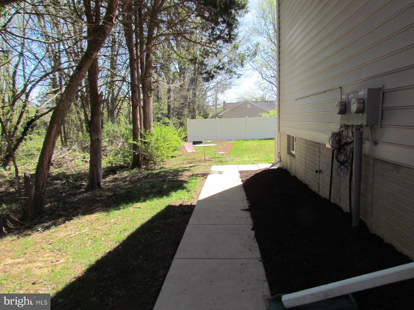 23220 Spalding Ln – photo 2