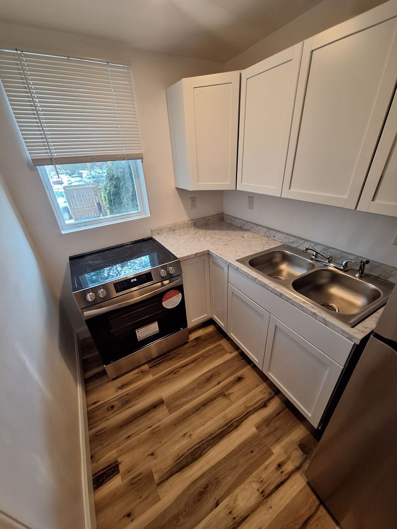 140 Miller Ln – photo 2