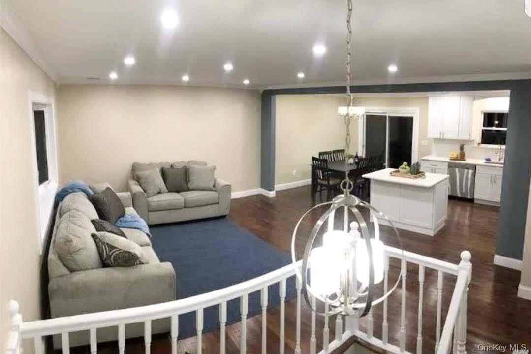 119 Spray St – photo 5