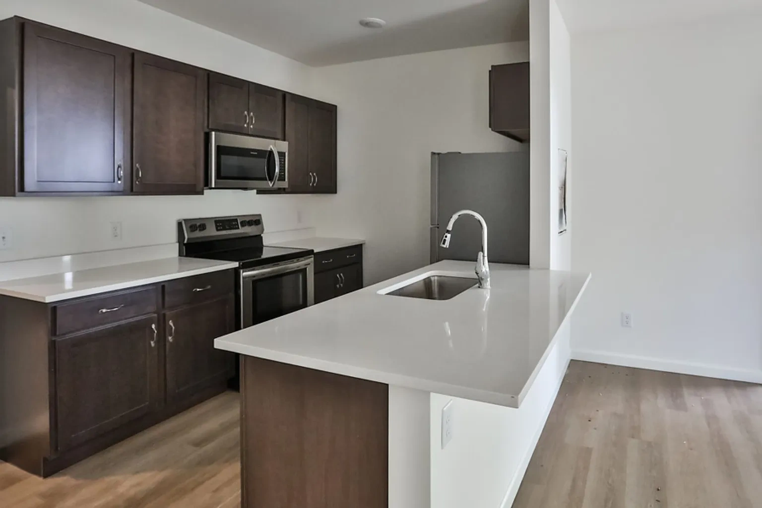 30 Pine Lane Apartments – photo 5