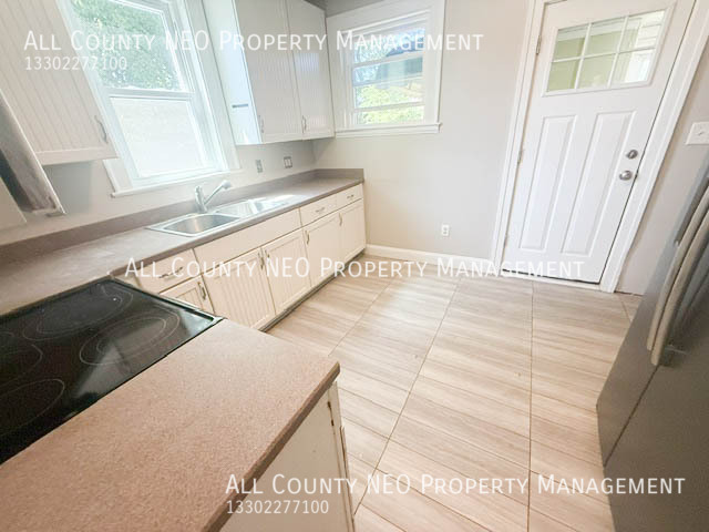 9474 Roxbury Rd – photo 4