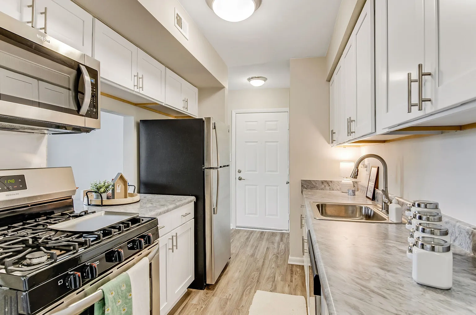 Bent Creek Apartments and Townhomes – photo 3