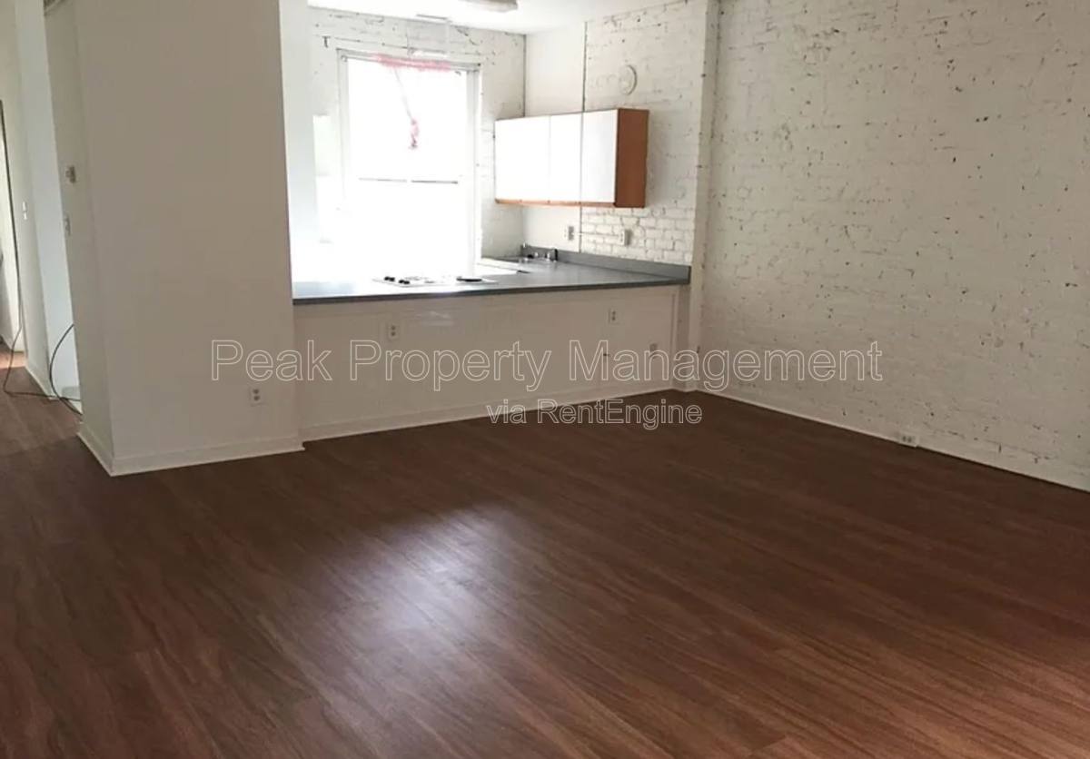 308 W Broad St unit C – photo 3
