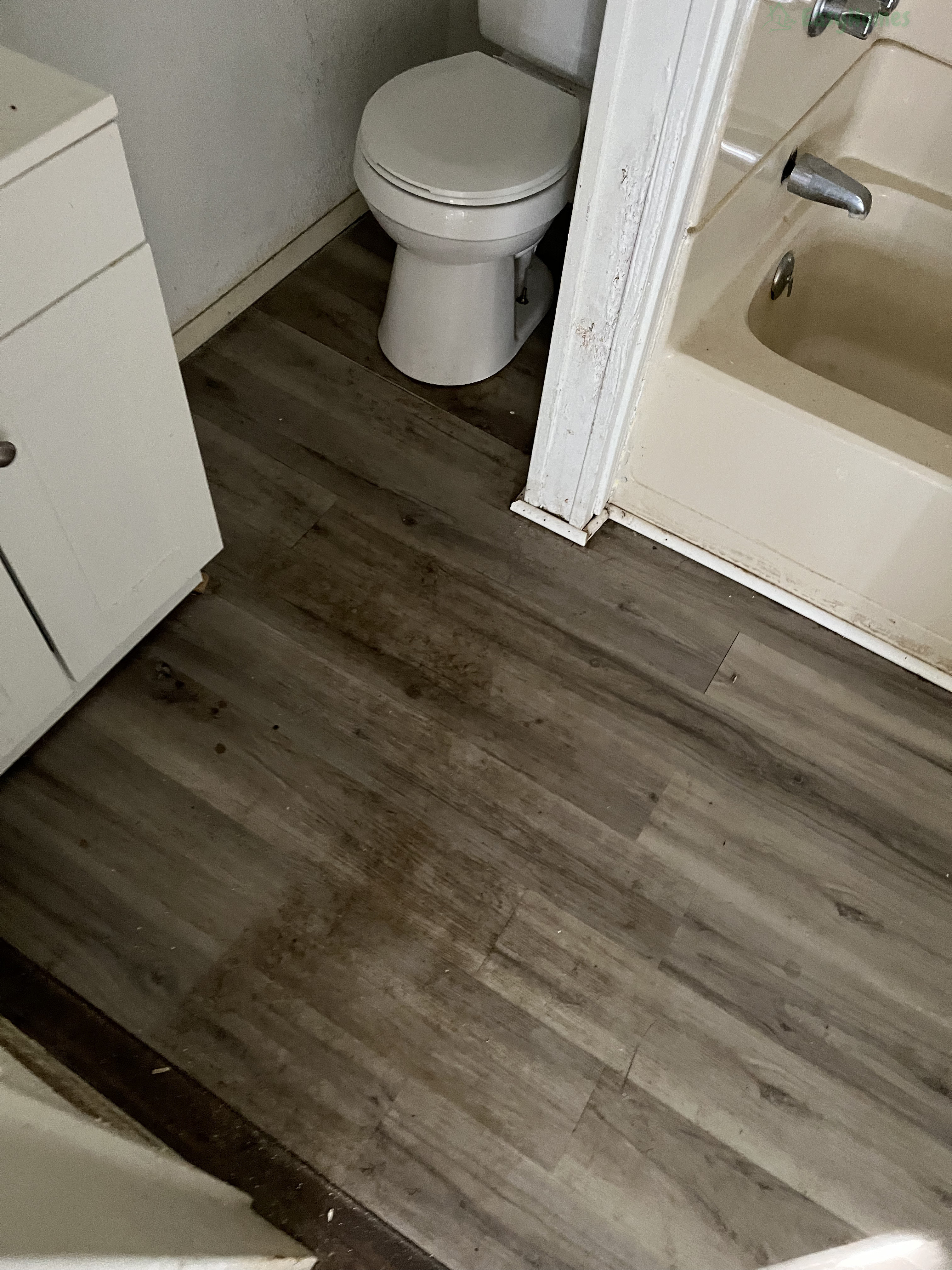 531 4th St – photo 4