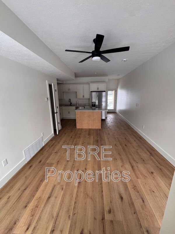 9587 County Rd 107 unit 1 – photo 4