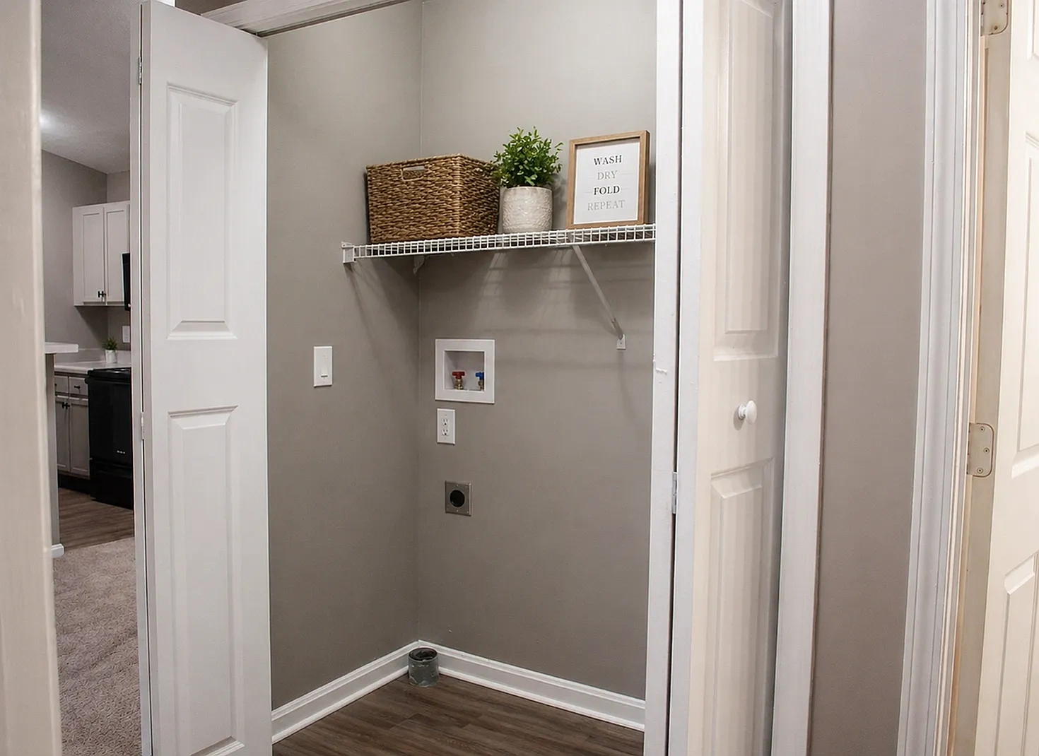 Lakeview Apartments – photo 4