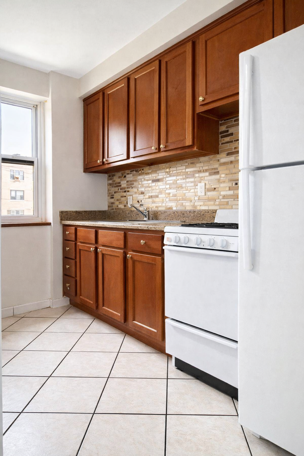220 Hutchinson Ave unit B-11 – photo 4