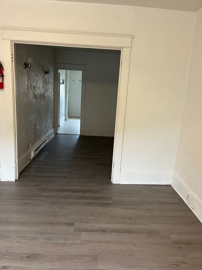 630 N 4th St unit Unit 2 – photo 3
