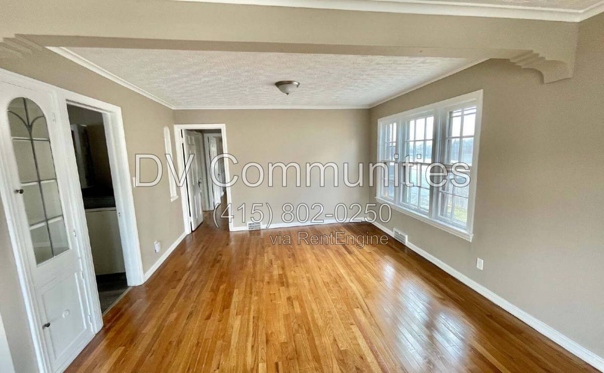 3638 Lindholm Rd – photo 4
