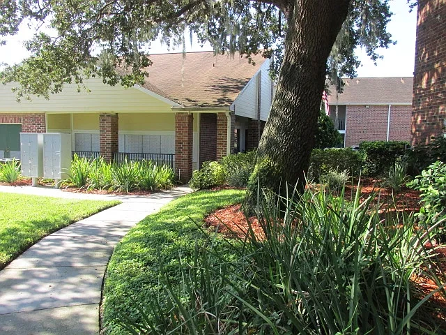 Meridian Apartments – photo 1