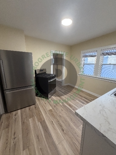 4427 W 49th St – photo 1