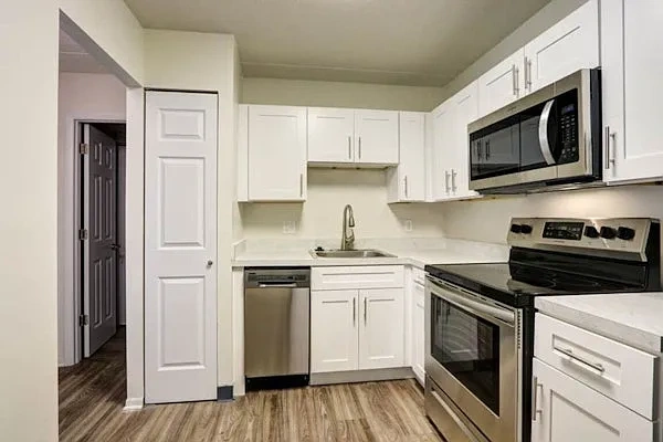 Bedford Green Apartments – photo 5