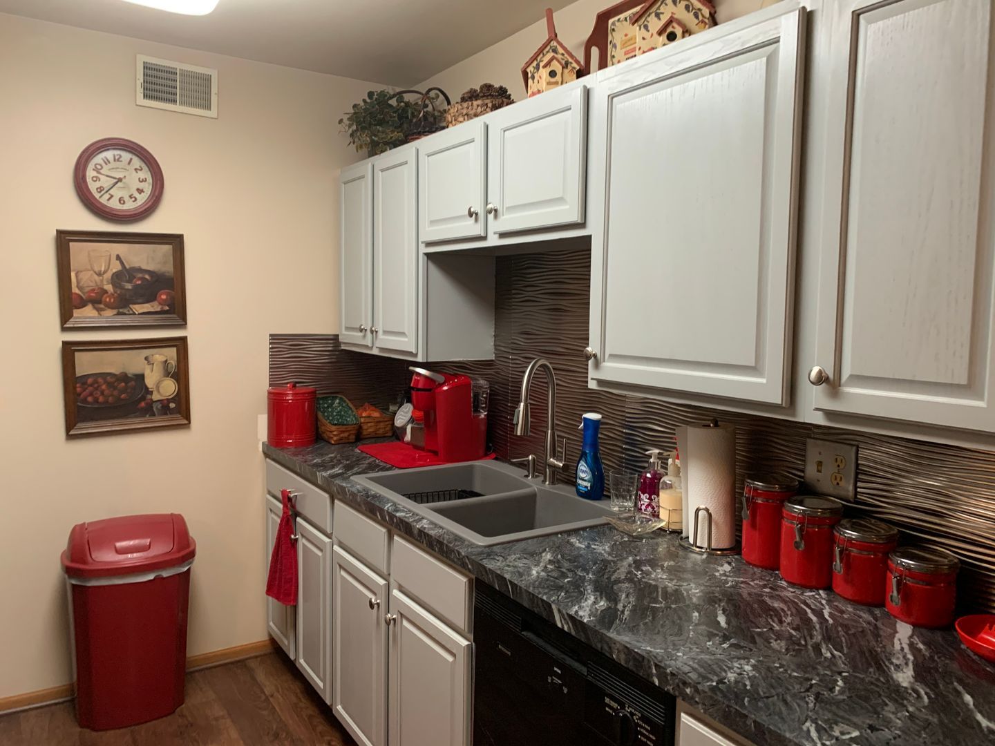 1005 Valley View Ln unit Unit 8 – photo 4