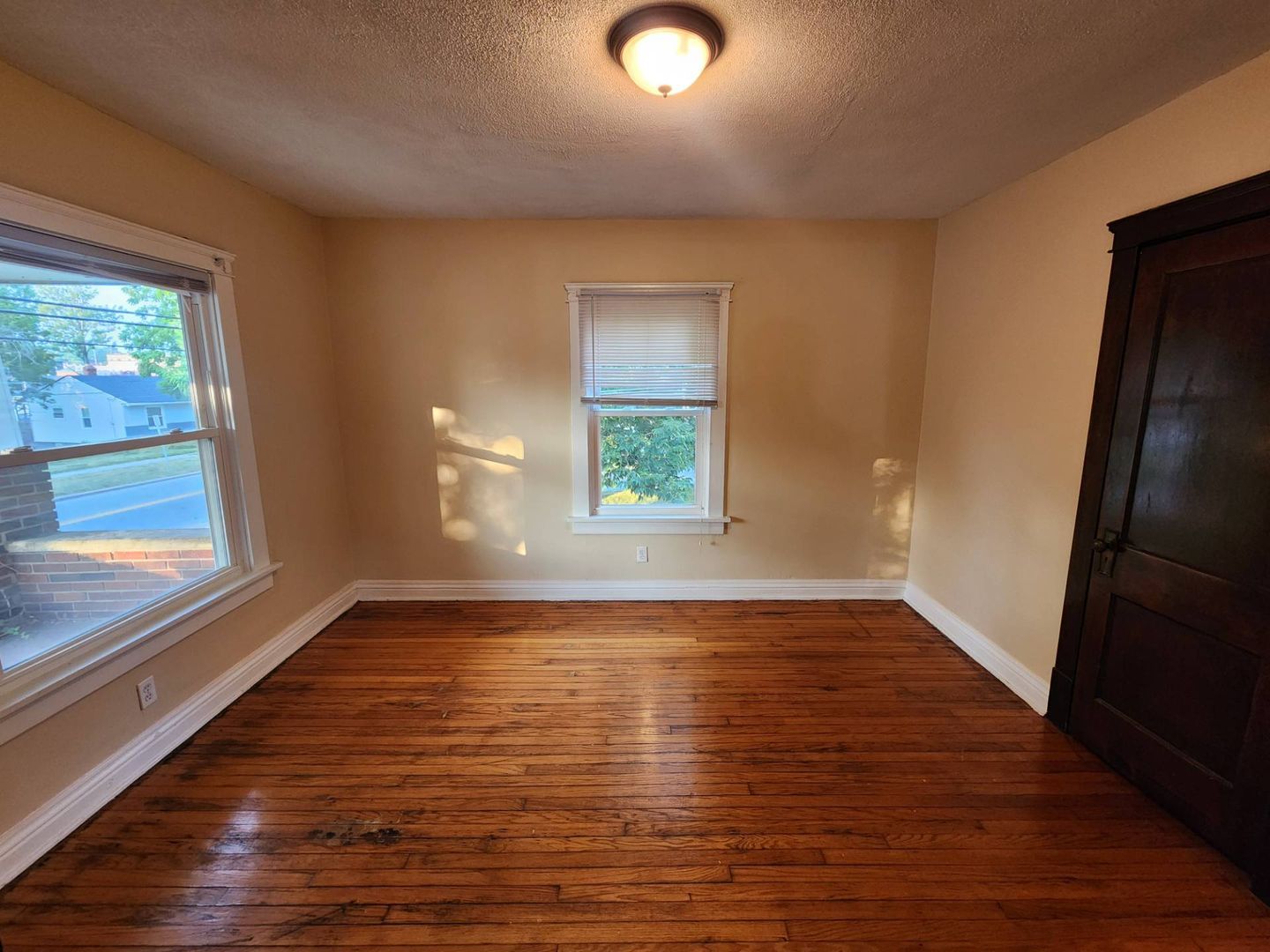 106 W Grace St unit 106 W Grace St - Down Unit – photo 2
