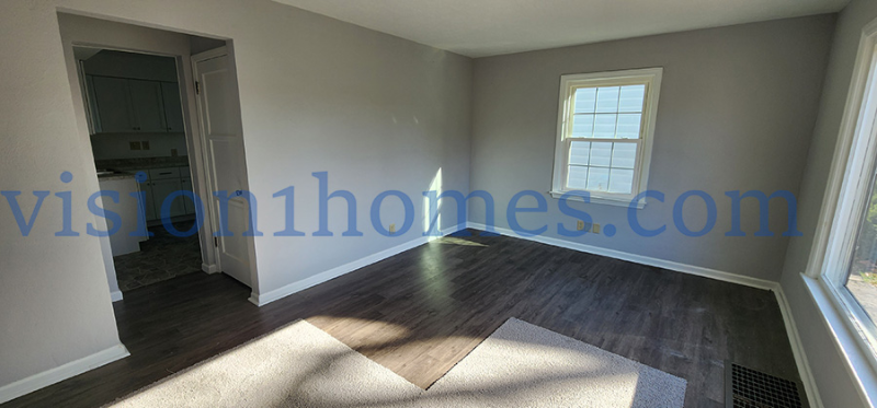 2076 W Wayne St – photo 2
