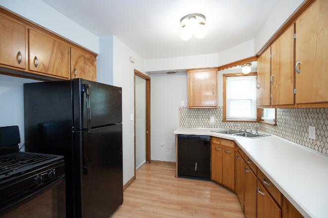 4925 E 93rd St – photo 2