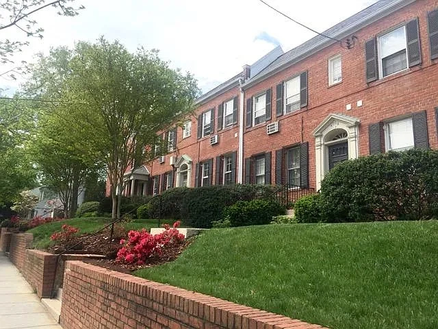 Spring Valley Apartments – photo 4
